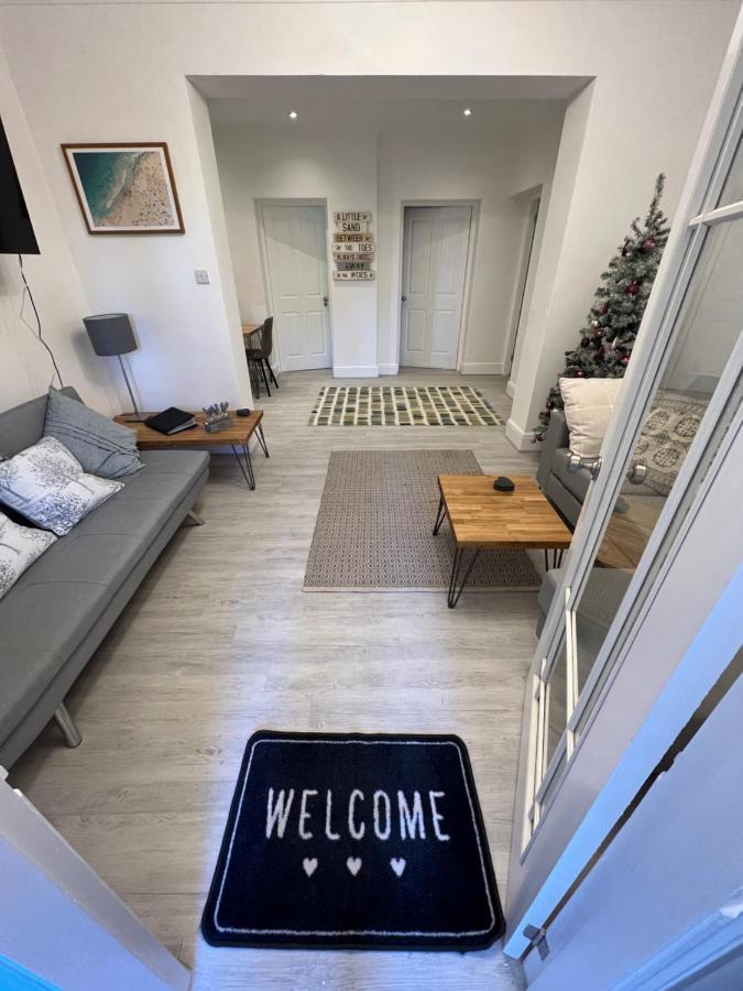 Large Three Bed Two Bathroom Flat In Central 托基 外观 照片